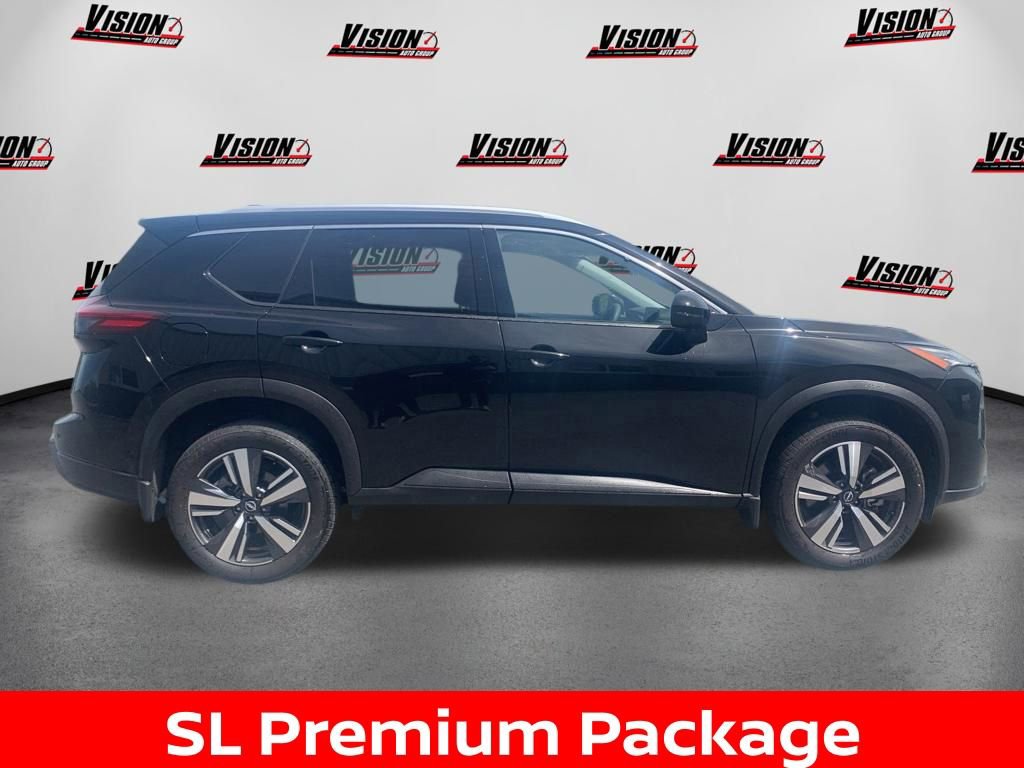 Used 2025 Nissan Rogue SL w/ Tech Package AWD/4WD image 7