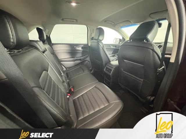 Used 2020 Ford Edge SEL w/ Cold Weather Package AWD/4WD image 9