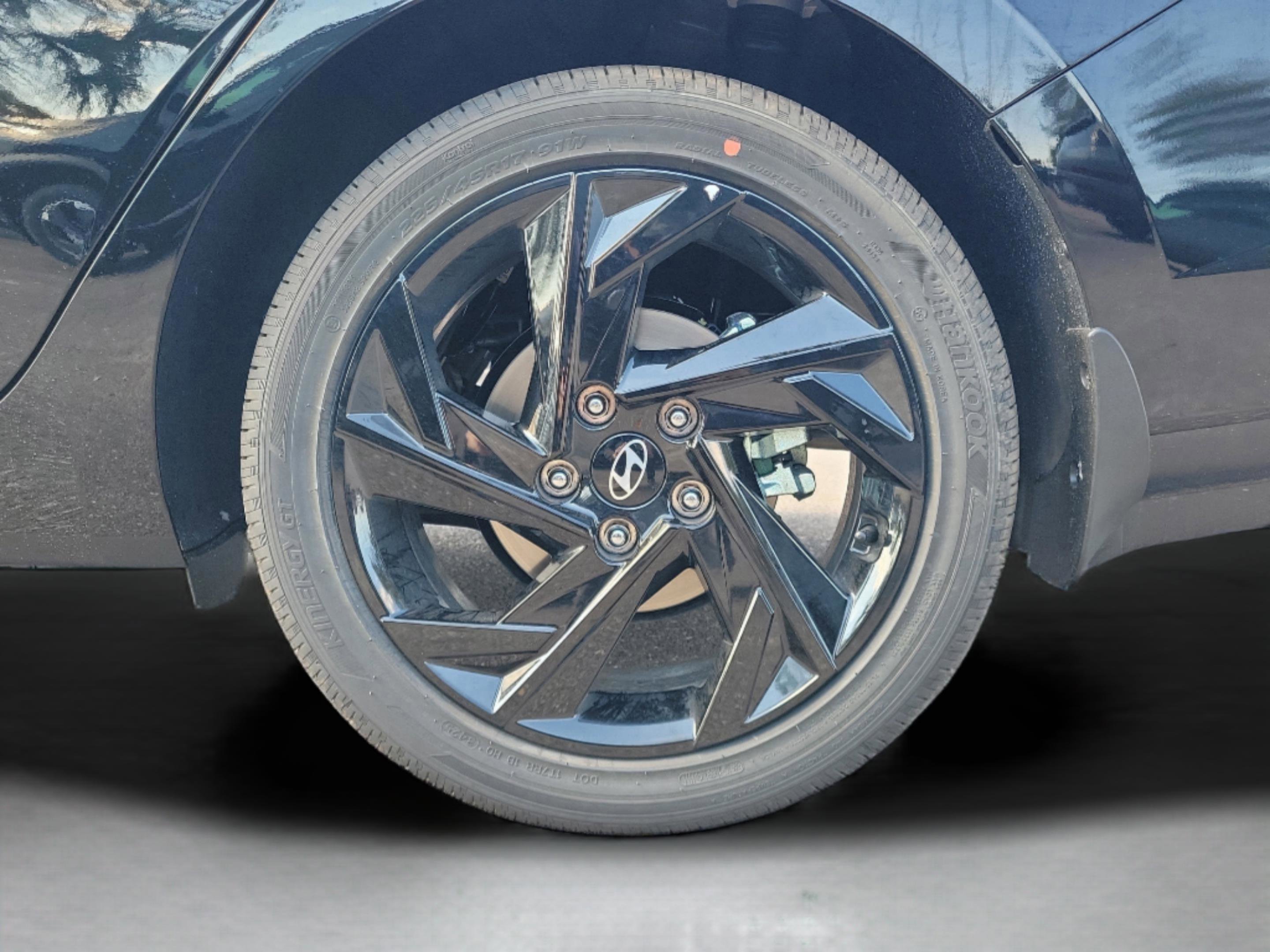 New 2026 Hyundai Elantra SEL Sport image 9