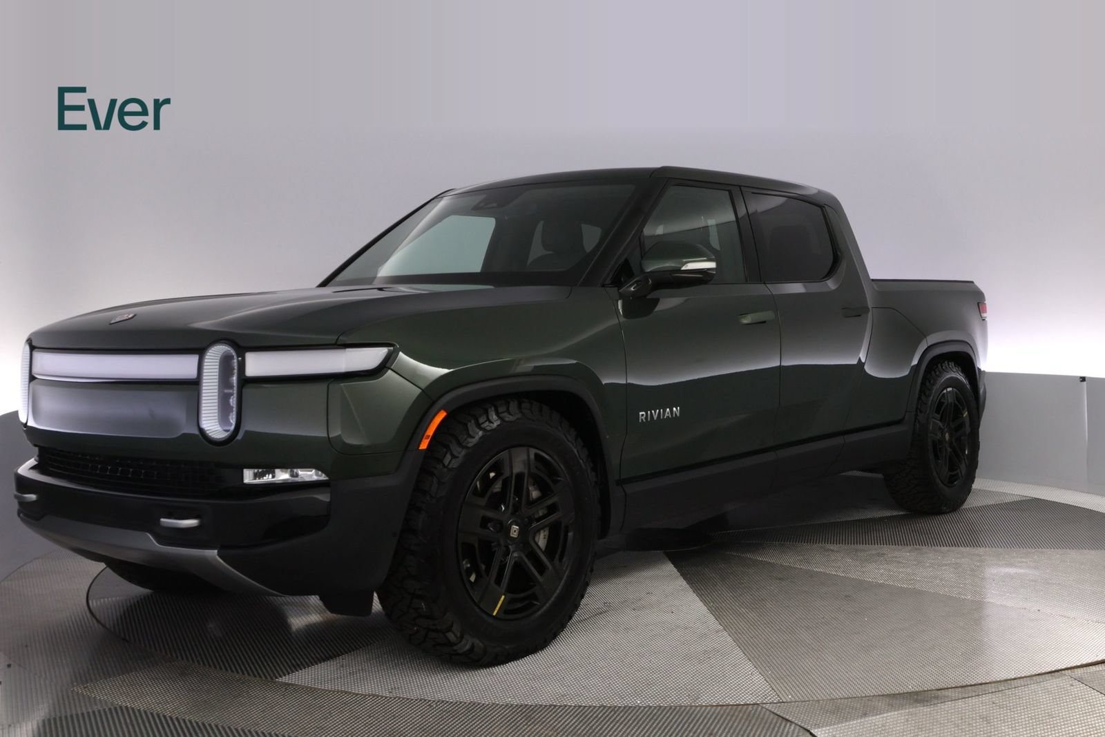 Used 2023 Rivian R1T Adventure Dual AWD/4WD image 2