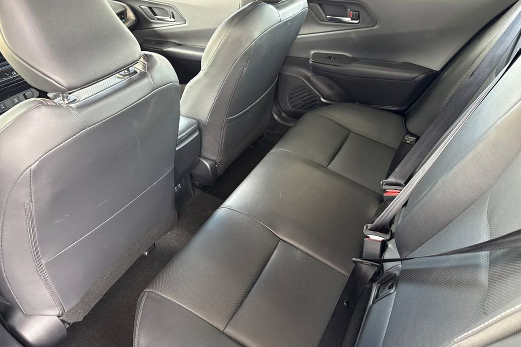 Used 2025 Toyota Prius XLE FWD image 6