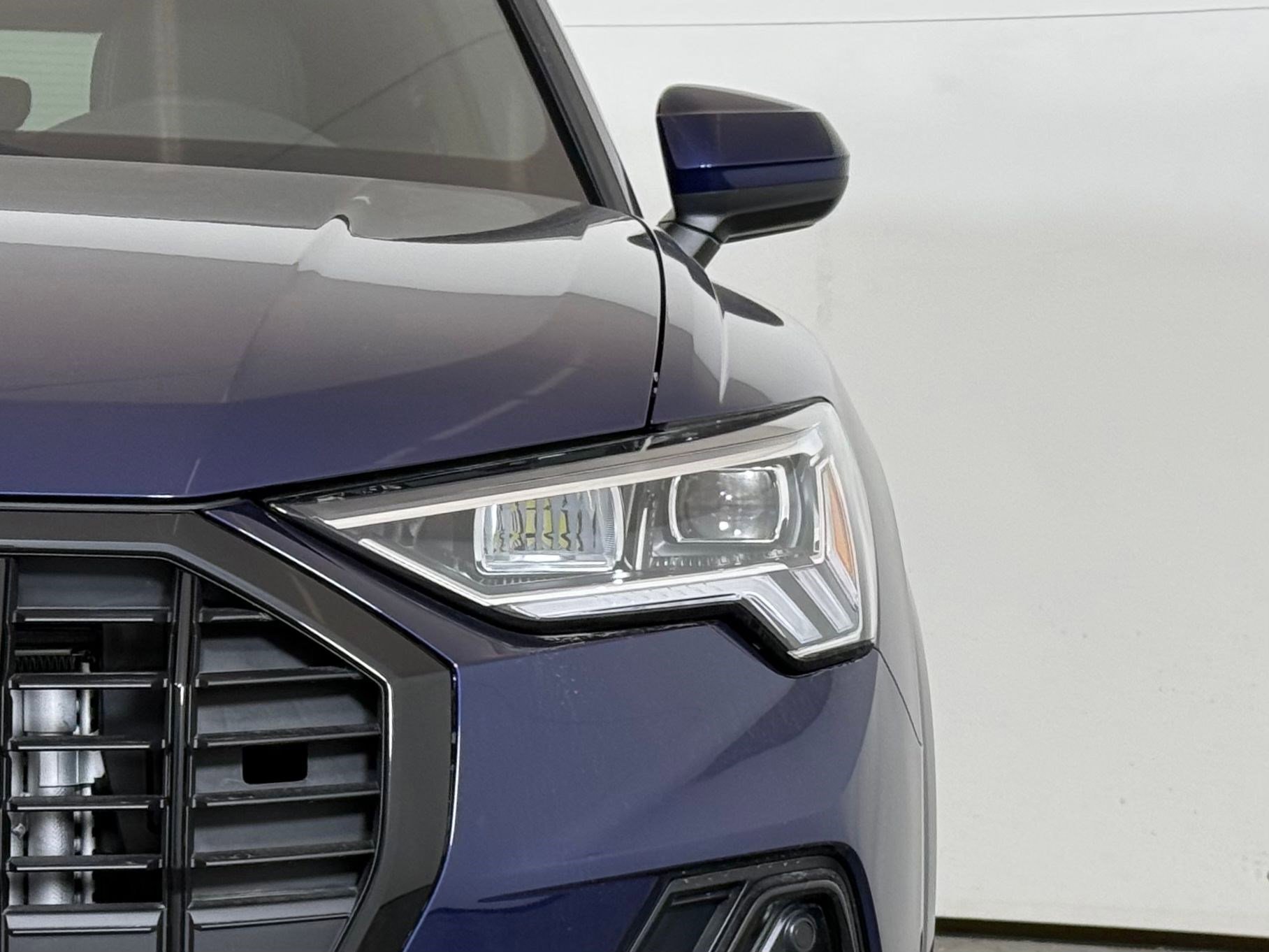New 2025 Audi Q3 2.0T Premium image 11
