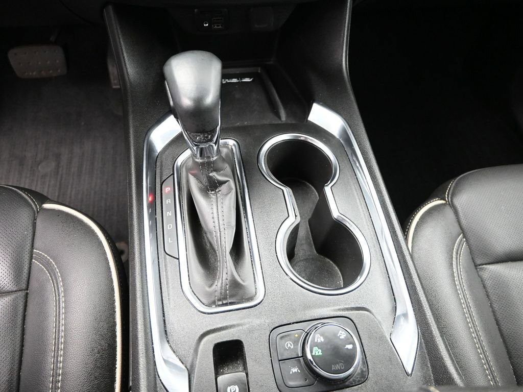 Used 2023 Chevrolet Traverse Premier image 21