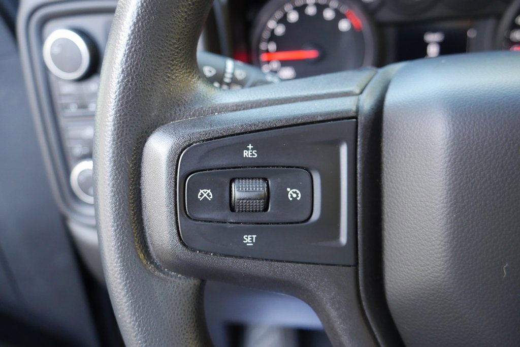 Used 2020 Chevrolet Silverado 1500 Custom w/ Custom Value Package image 13