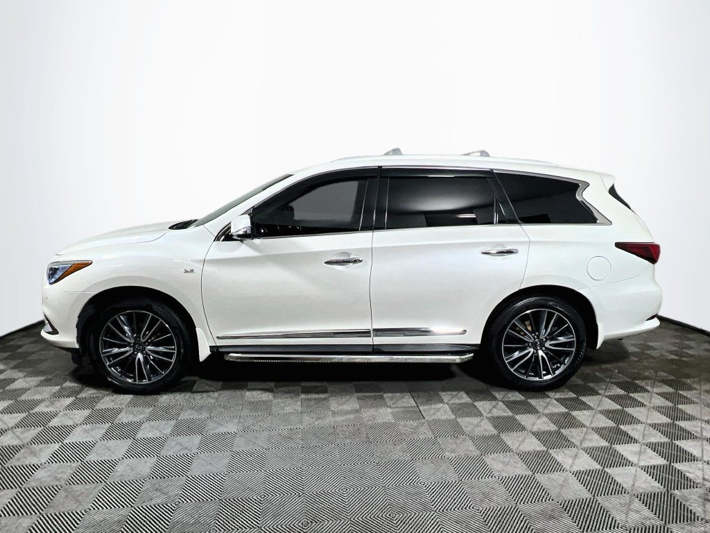 Used 2017 INFINITI QX60 Luxe w/ Premium Plus Package AWD/4WD image 4