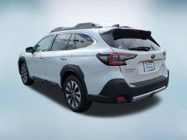 Used 2023 Subaru Outback Touring XT AWD/4WD image 5