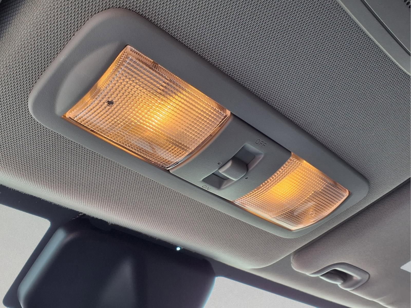 Used 2023 Nissan Frontier SV w/ Tow Package image 27