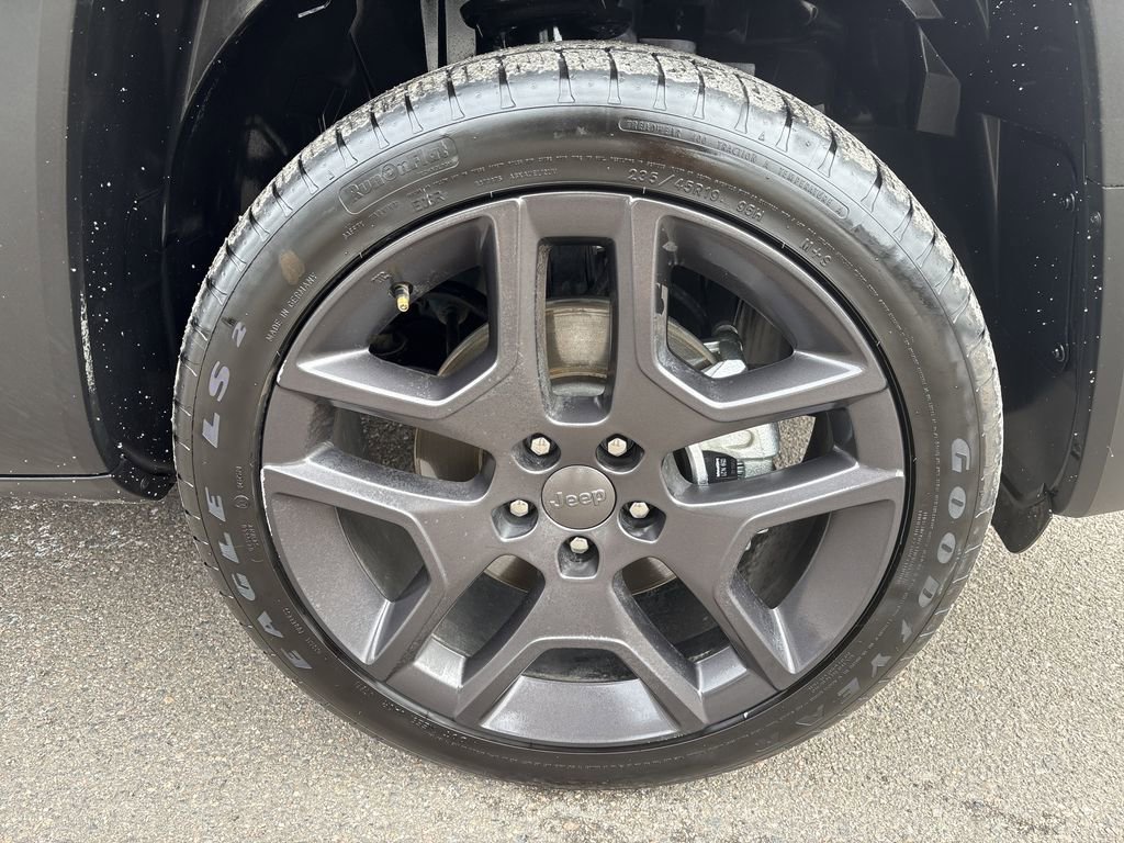 Used 2021 Jeep Renegade Latitude image 30