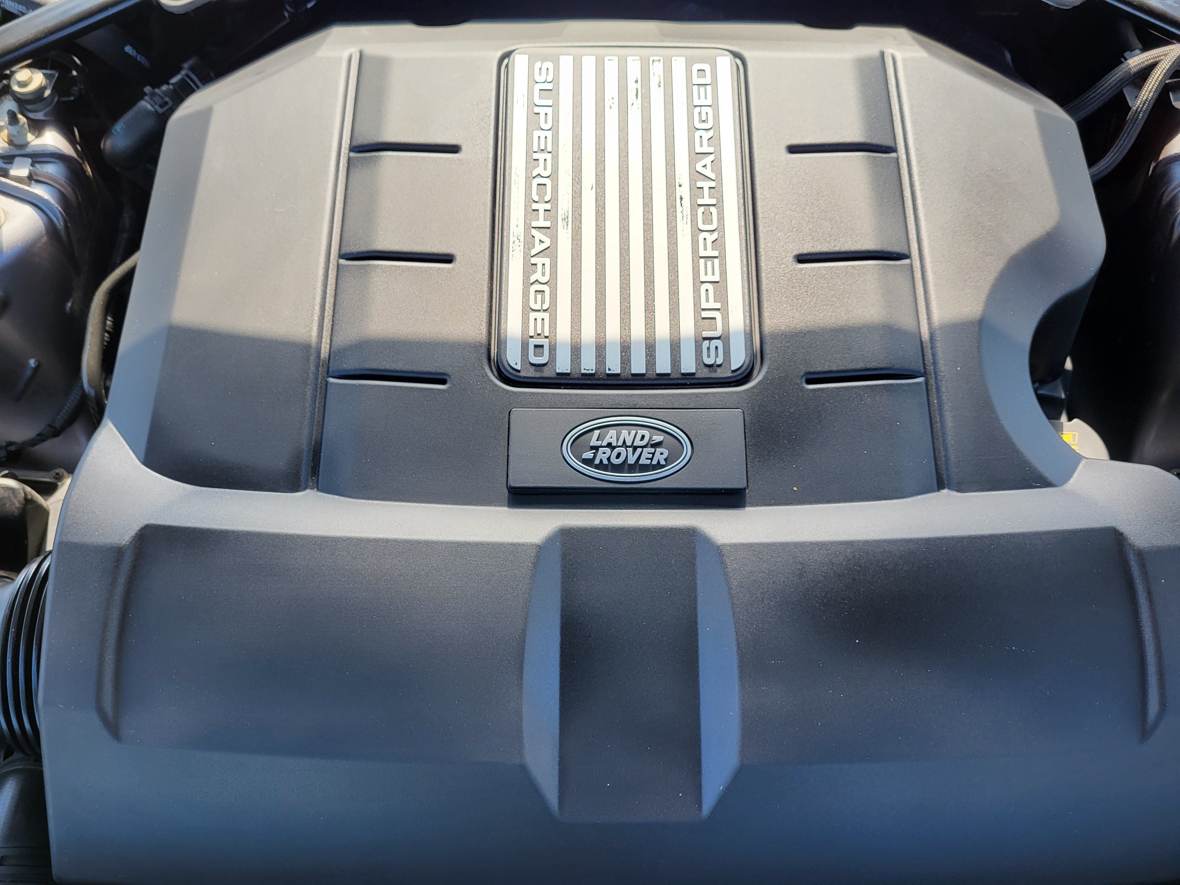 Used 2020 Land Rover Discovery Landmark AWD/4WD image 25