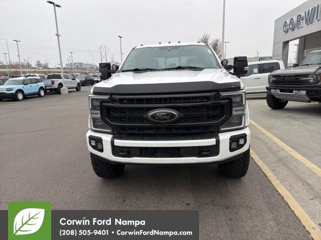 Used 2021 Ford F350 Lariat image 3