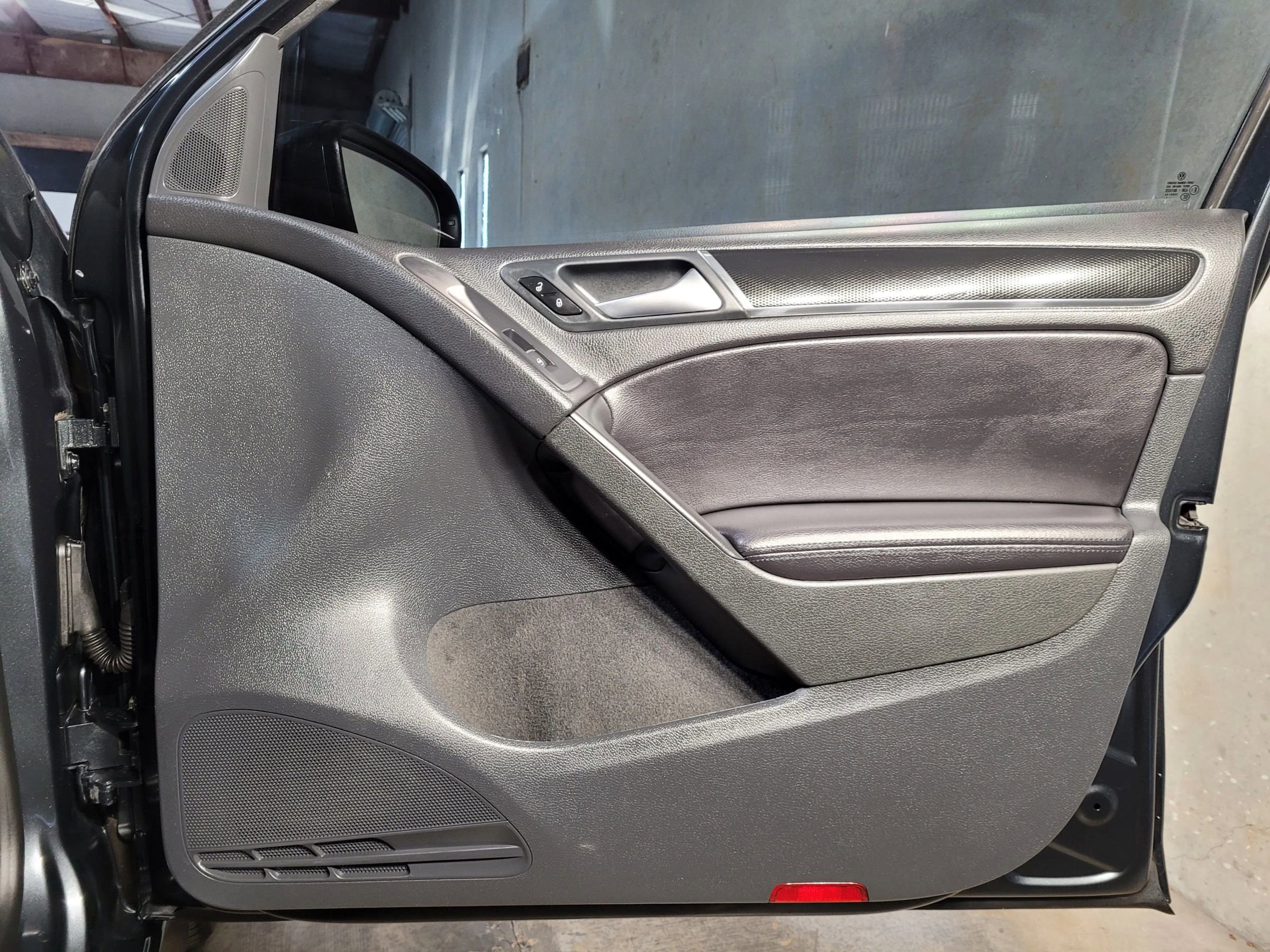 Used 2013 Volkswagen GTI Driver's Edition image 15