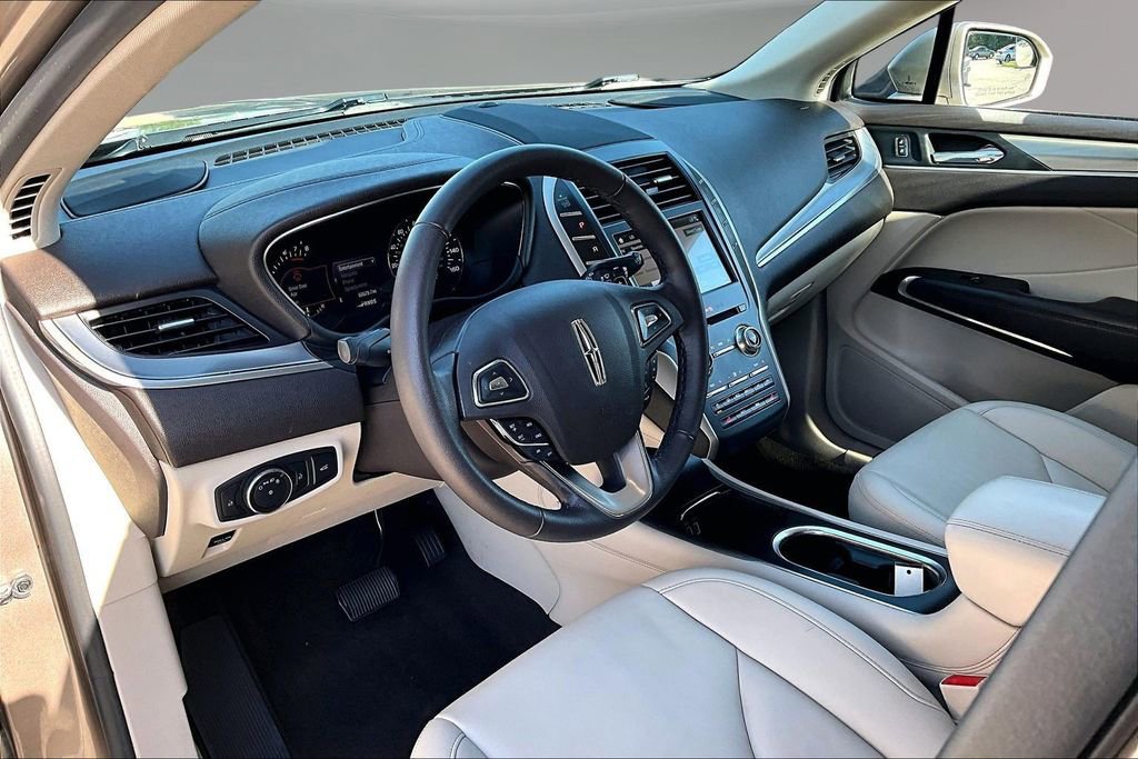 Used 2019 Lincoln MKC Premiere FWD image 18