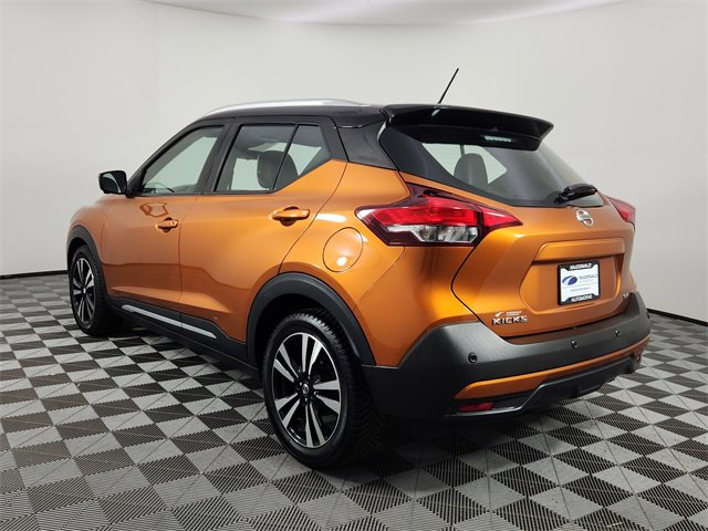 Used 2020 Nissan Kicks SR w/ SR Premium Package image 3