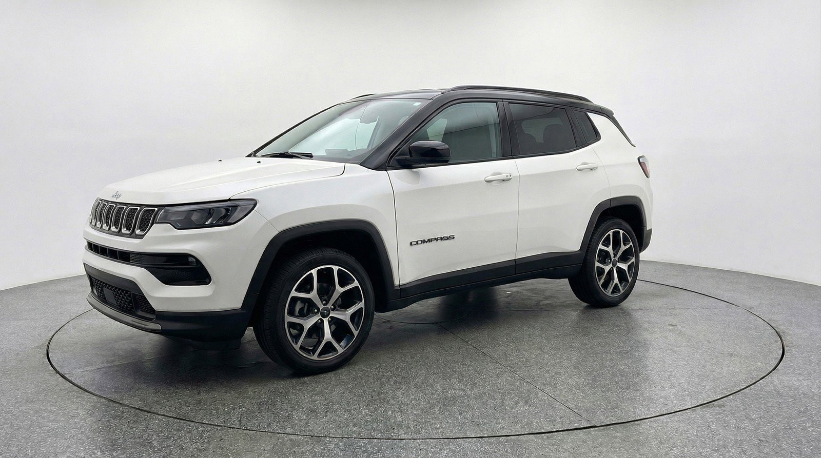 Used 2025 Jeep Compass Limited AWD/4WD image 3