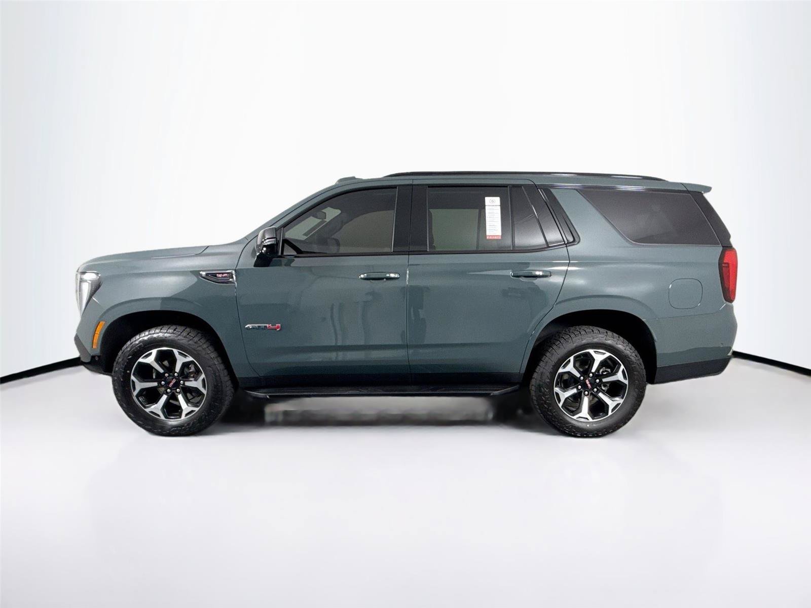 Used 2026 GMC Yukon AT4 AWD/4WD image 25