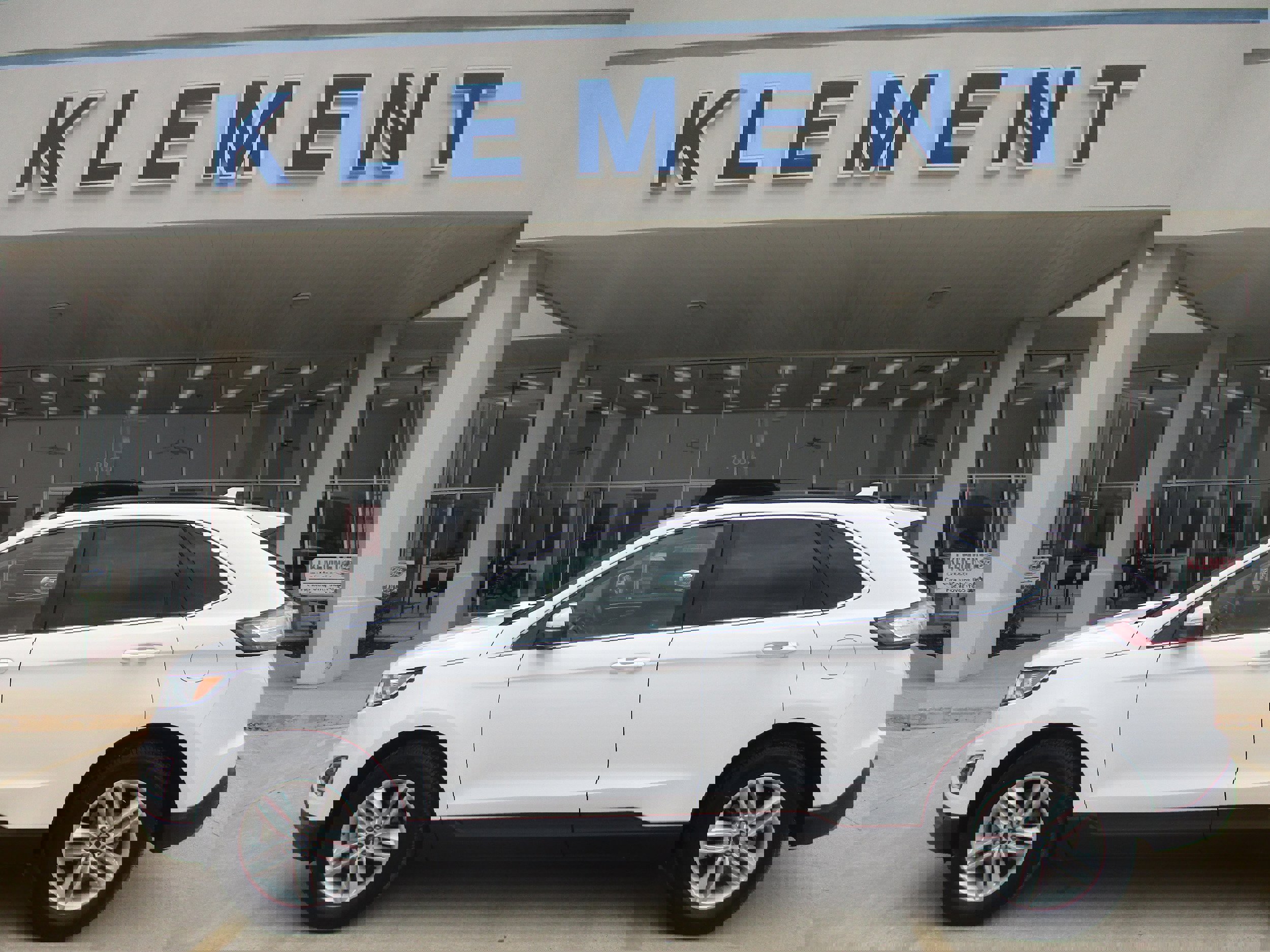 Used 2017 Ford Edge SEL image 1