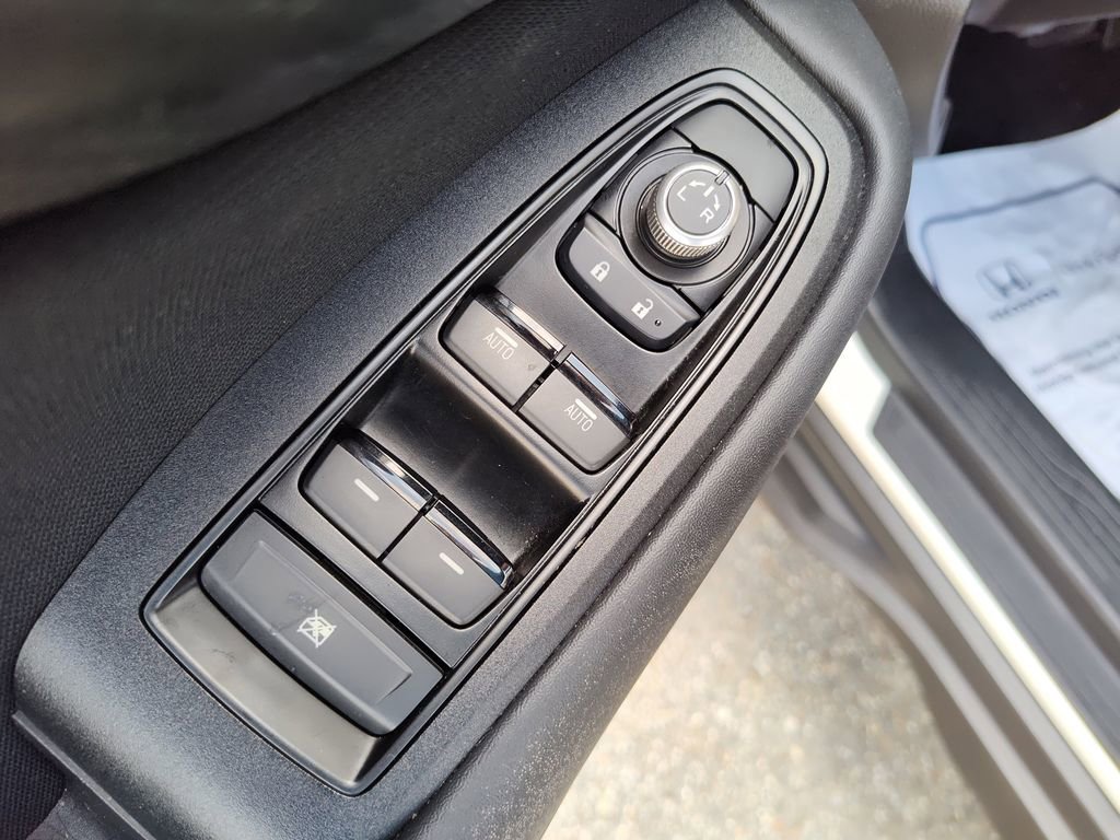 Used 2023 Subaru Outback Premium image 20