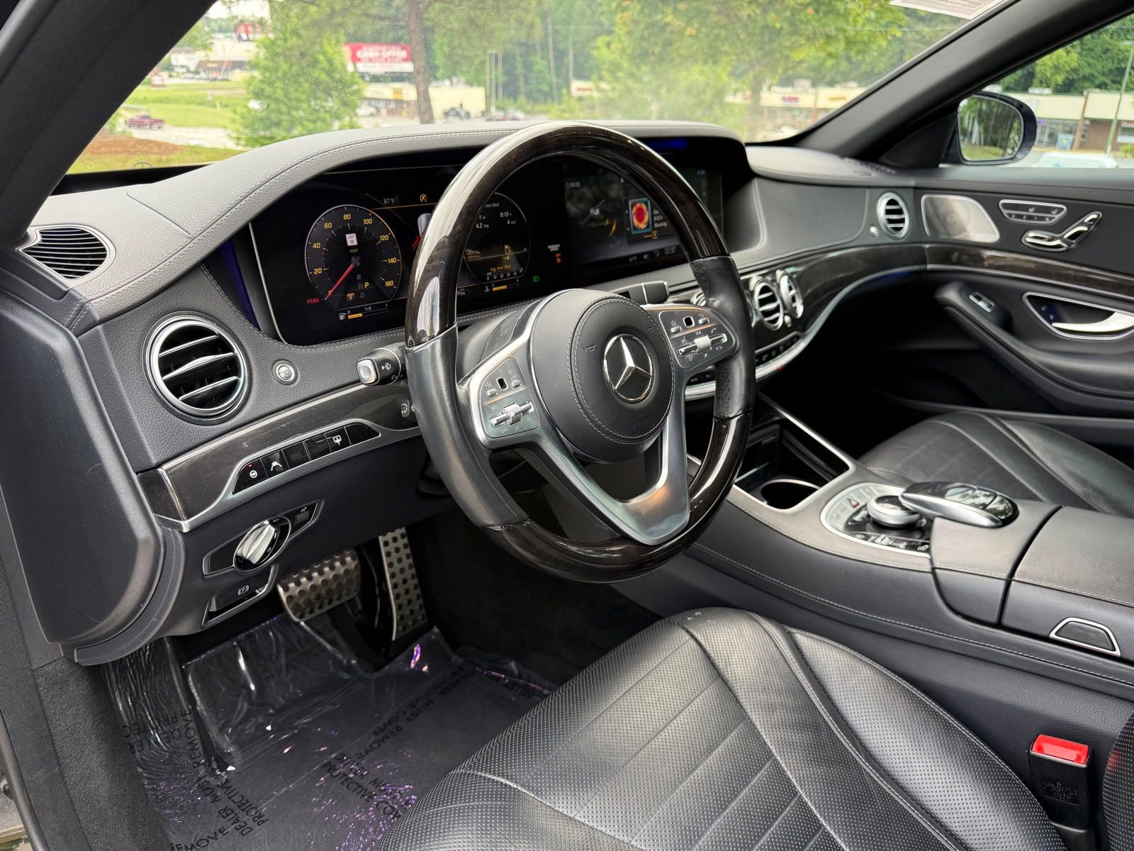 Used 2020 Mercedes-Benz S 560 Sedan image 22