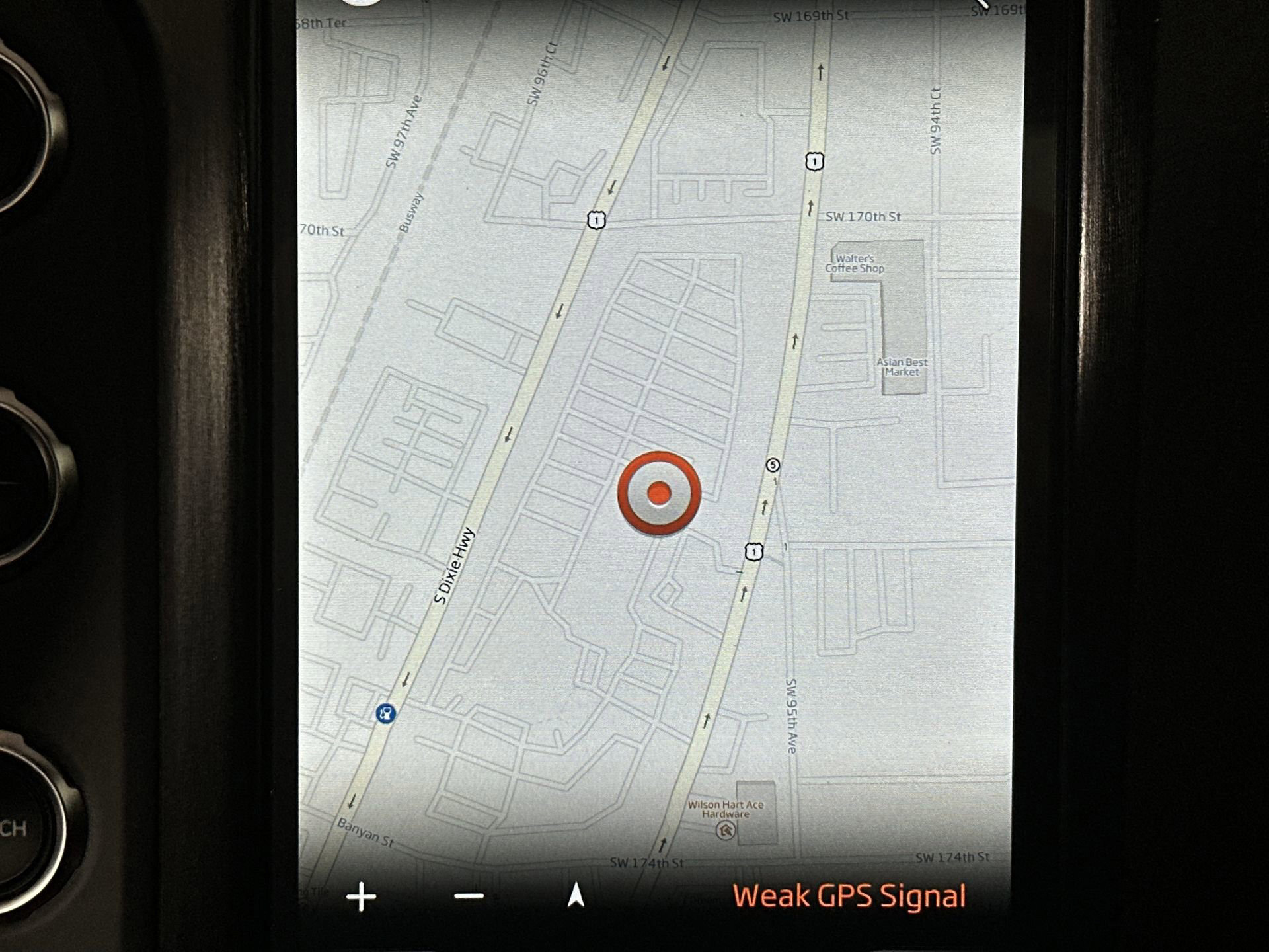 Used 2024 McLaren 750S image 18