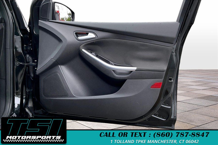 Used 2014 Ford Focus ST w/ Equipment Group 202A FWD image 24