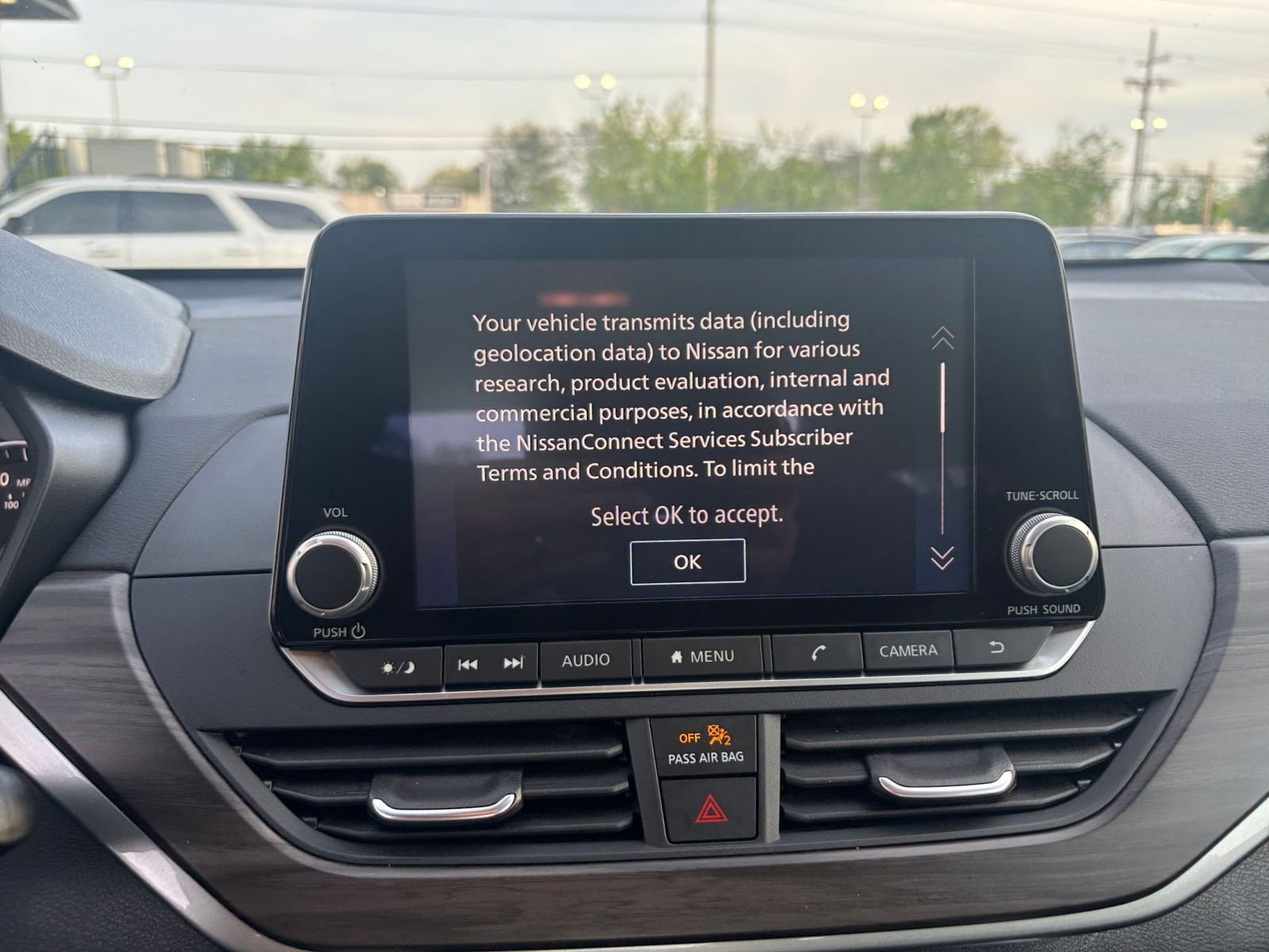 Used 2025 Nissan Altima 2.5 SV image 21