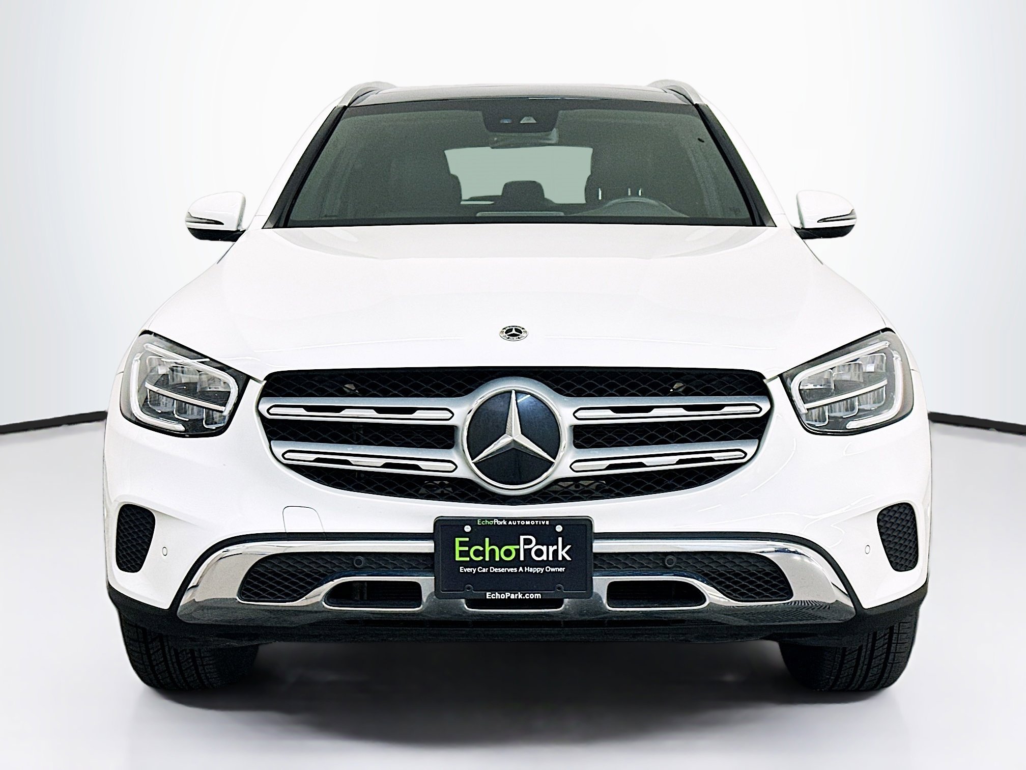 Used 2021 Mercedes-Benz GLC 300 4MATIC image 2