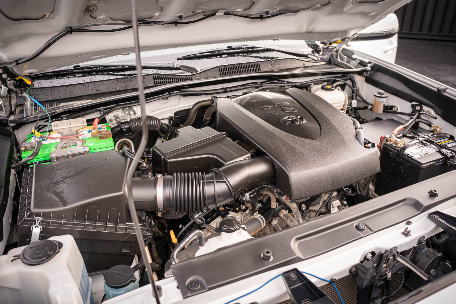 Used 2020 Toyota Tacoma TRD Off-Road image 33