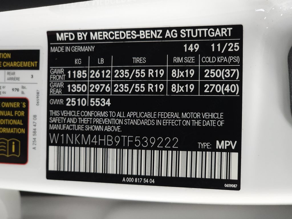 Certified 2026 Mercedes-Benz GLC 300 4MATIC image 37