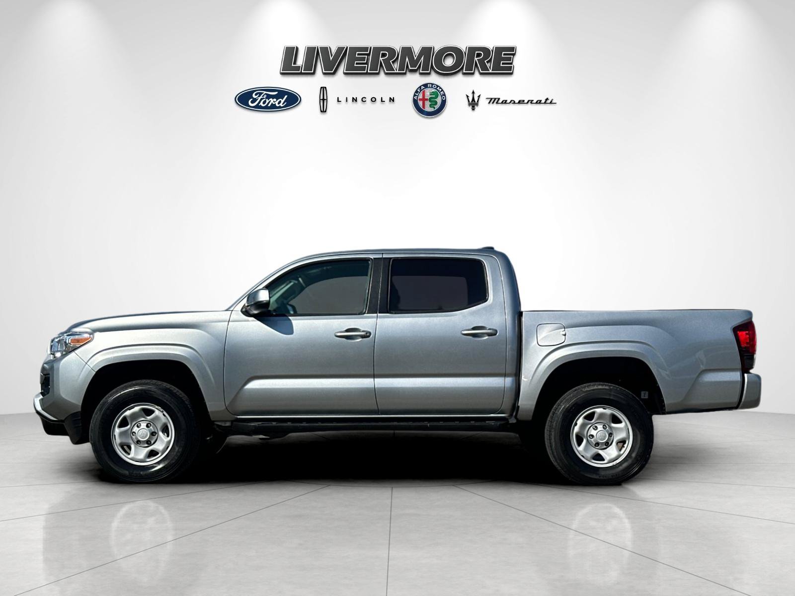 Used 2023 Toyota Tacoma SR w/ SR Convenience Package RWD image 6