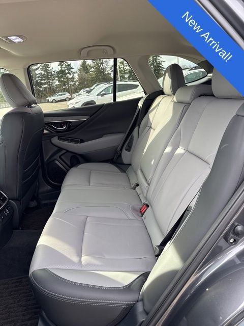 Used 2025 Subaru Outback Limited image 9