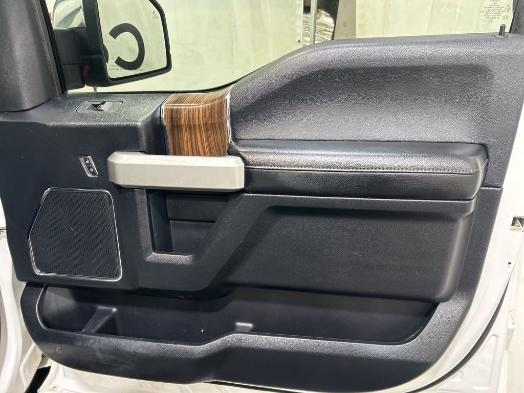 Used 2016 Ford F150 Lariat w/ Equipment Group 502A Luxury image 11