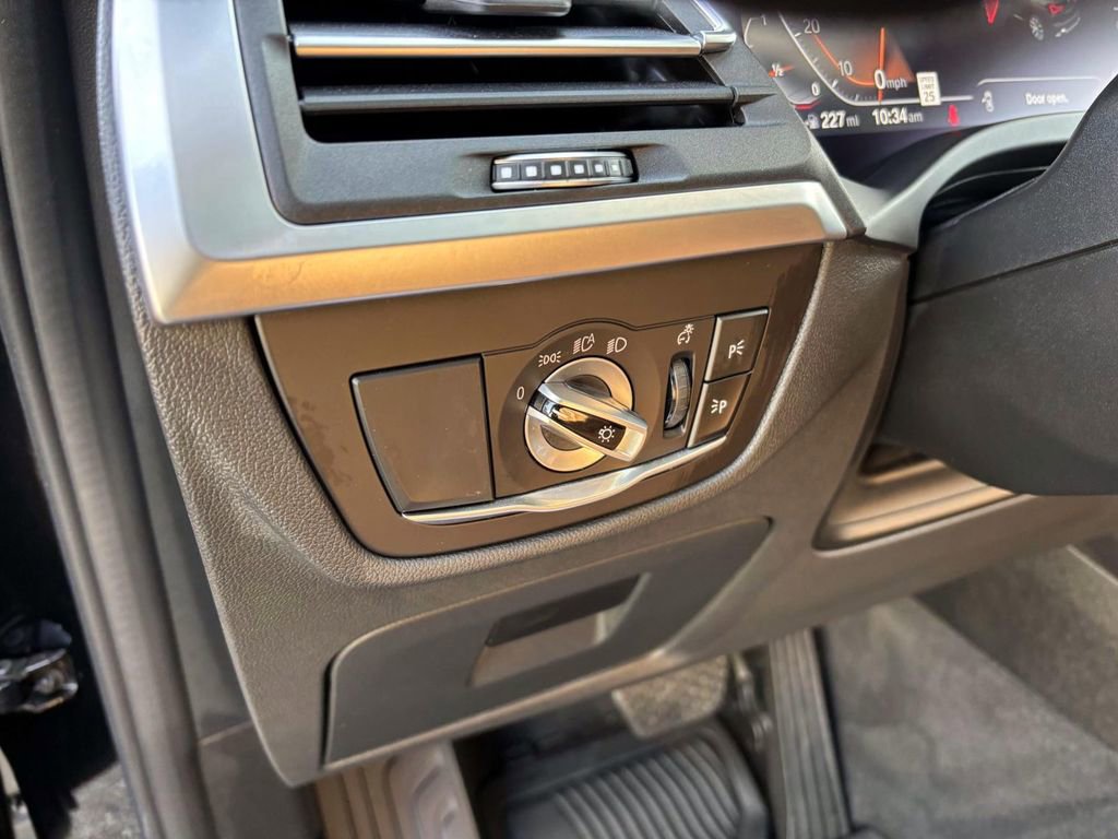 Certified 2022 BMW X3 xDrive30i w/ Premium Package 2 (ZPA) image 14