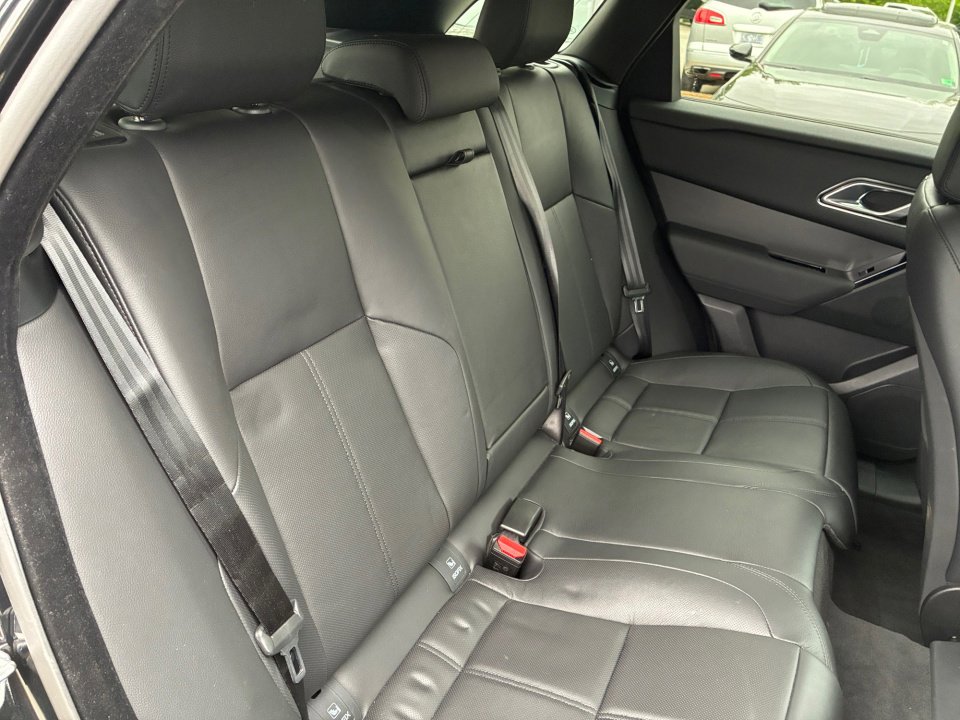 Used 2026 Land Rover Range Rover Velar S AWD/4WD image 29