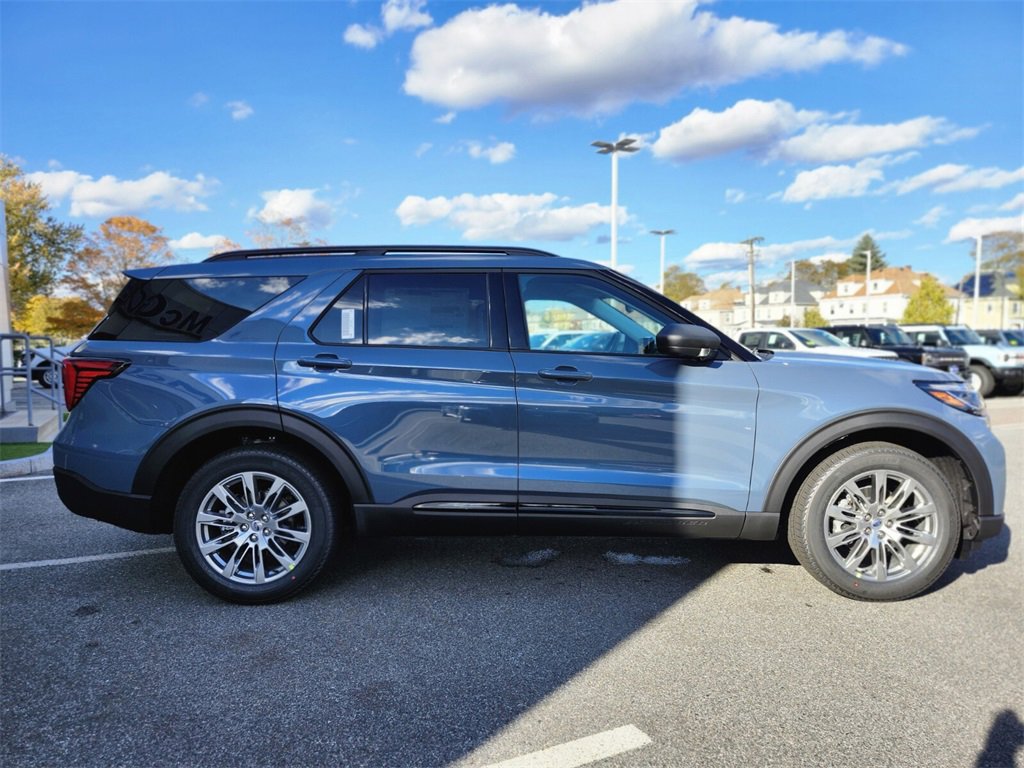 New 2026 Ford Explorer Active image 6