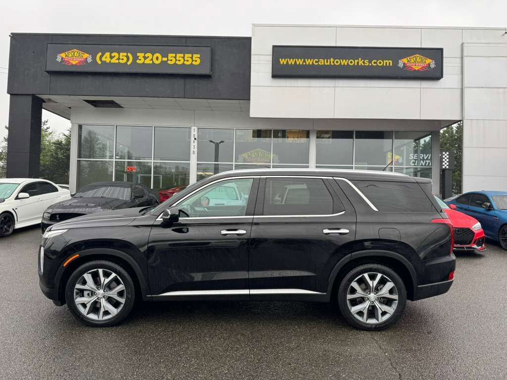 Used 2020 Hyundai Palisade SEL w/ Premium Package AWD/4WD image 3