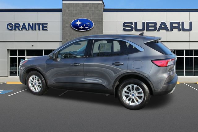 Used 2022 Ford Escape SE w/ Cold Weather Package image 11