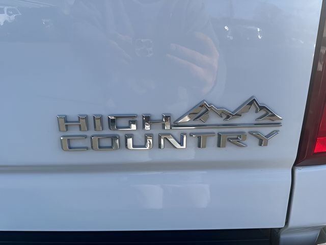 Used 2023 Chevrolet Silverado 2500 High Country AWD/4WD image 43