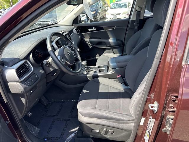 Used 2019 Kia Sorento LX w/ Option Group 020 AWD/4WD image 14