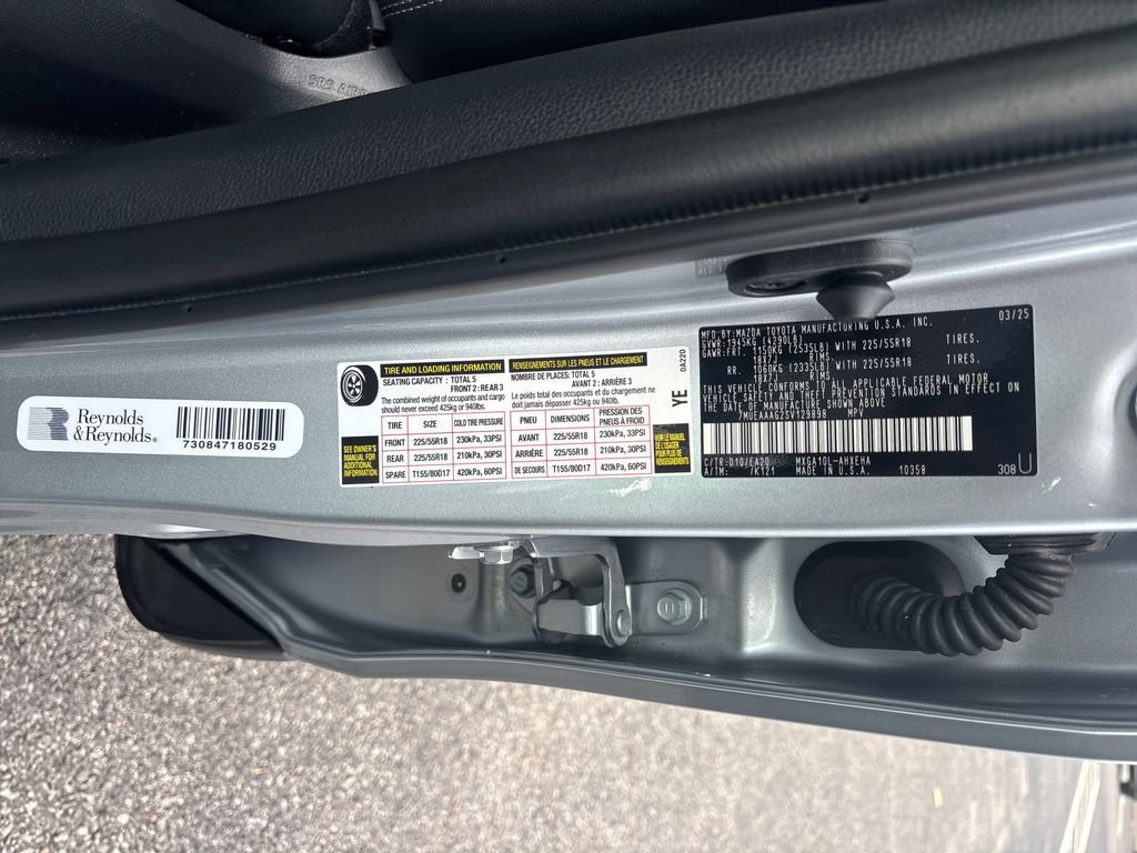 Used 2025 Toyota Corolla Cross XLE FWD image 30