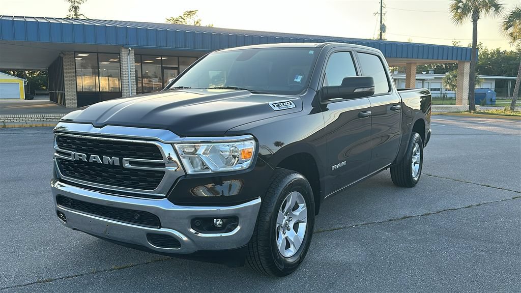 Used 2023 RAM 1500 Big Horn AWD/4WD image 2