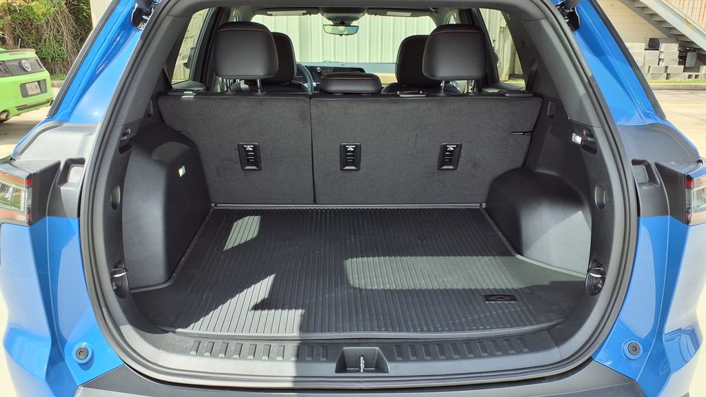 New 2026 Chevrolet Equinox ACTIV w/ Safety and Technology Package AWD/4WD image 7
