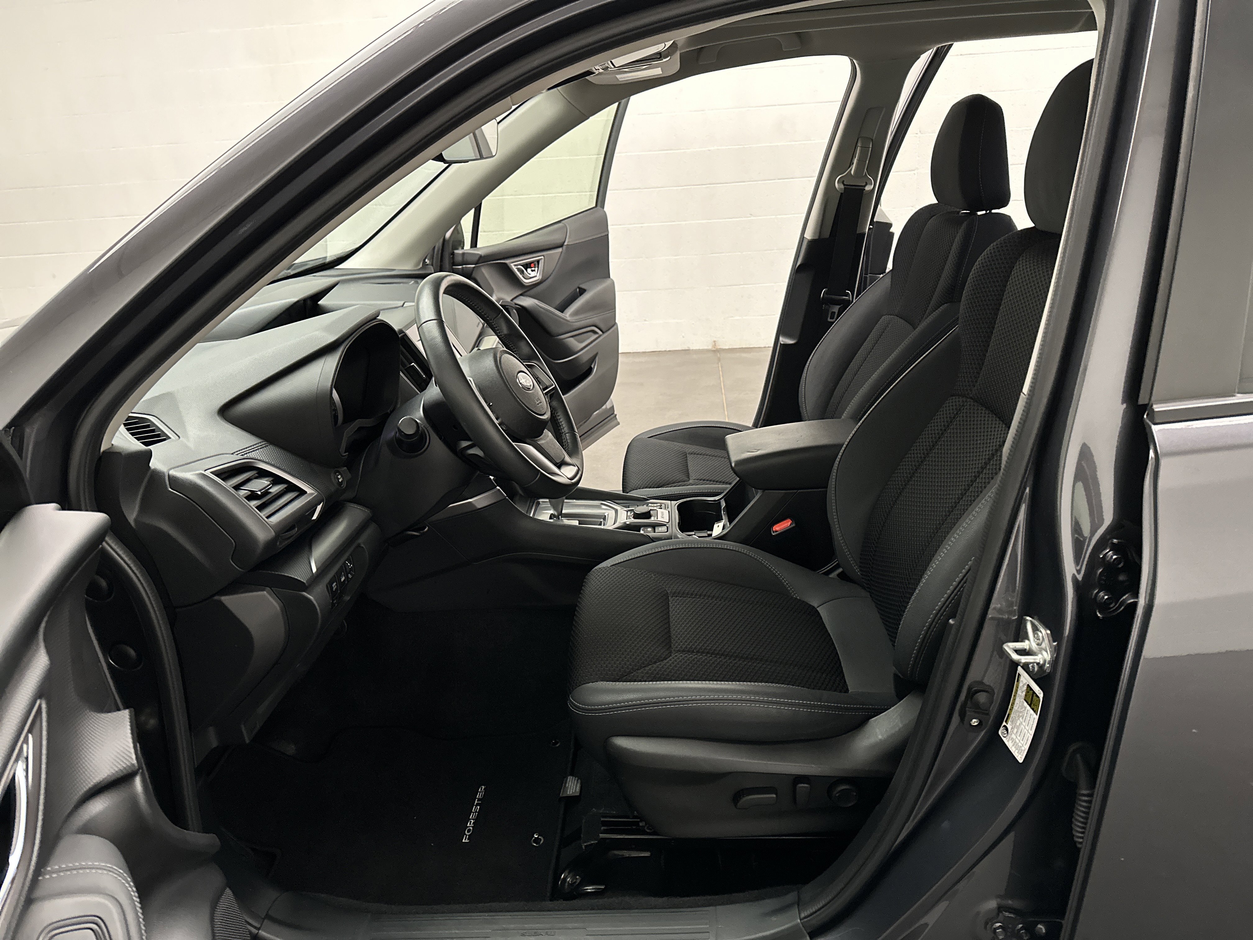 Used 2023 Subaru Forester Premium image 17