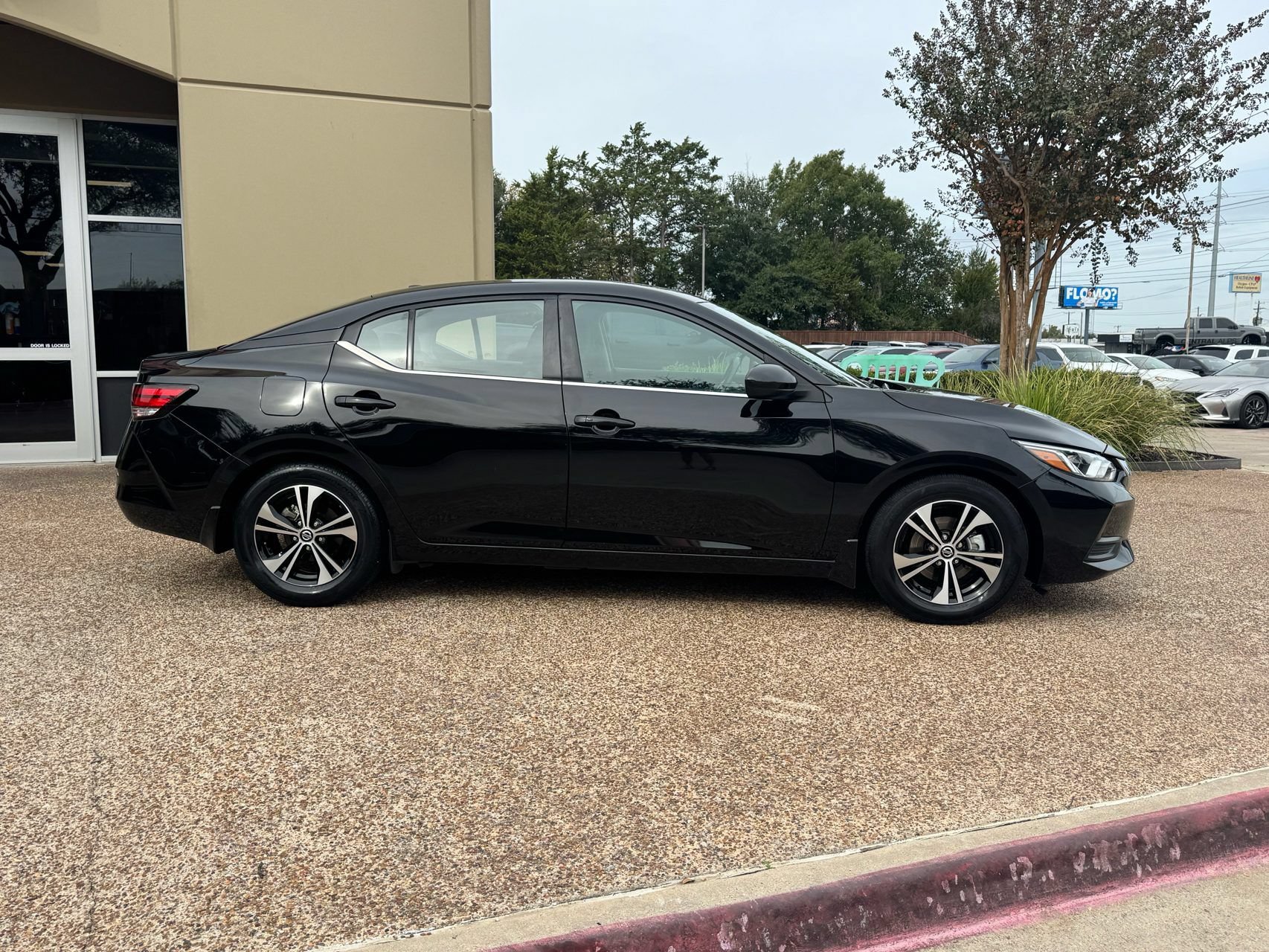 Used 2023 Nissan Sentra SV w/ All-Weather Package FWD image 7