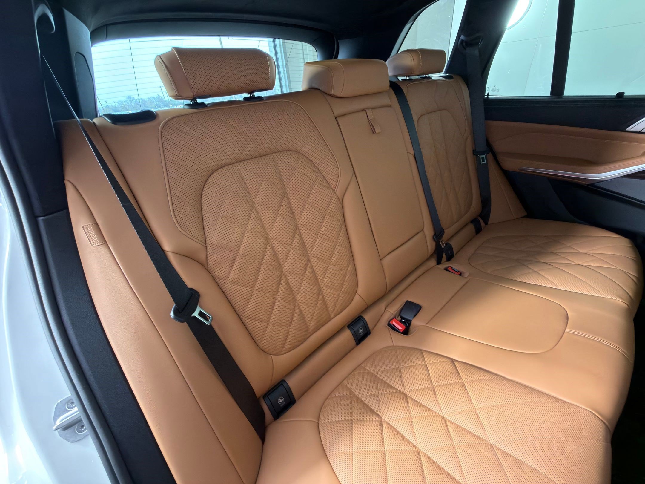 New 2026 BMW X5 xDrive50e w/ Executive Package image 32