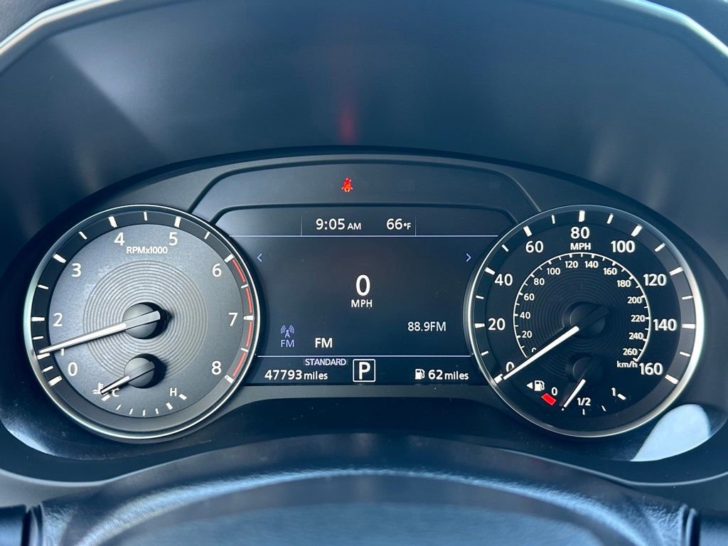 Used 2020 INFINITI QX50 Luxe w/ Cargo Package AWD/4WD image 29