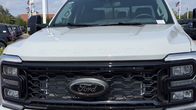 New 2026 Ford F350 Lariat w/ Black Appearance Package AWD/4WD image 5