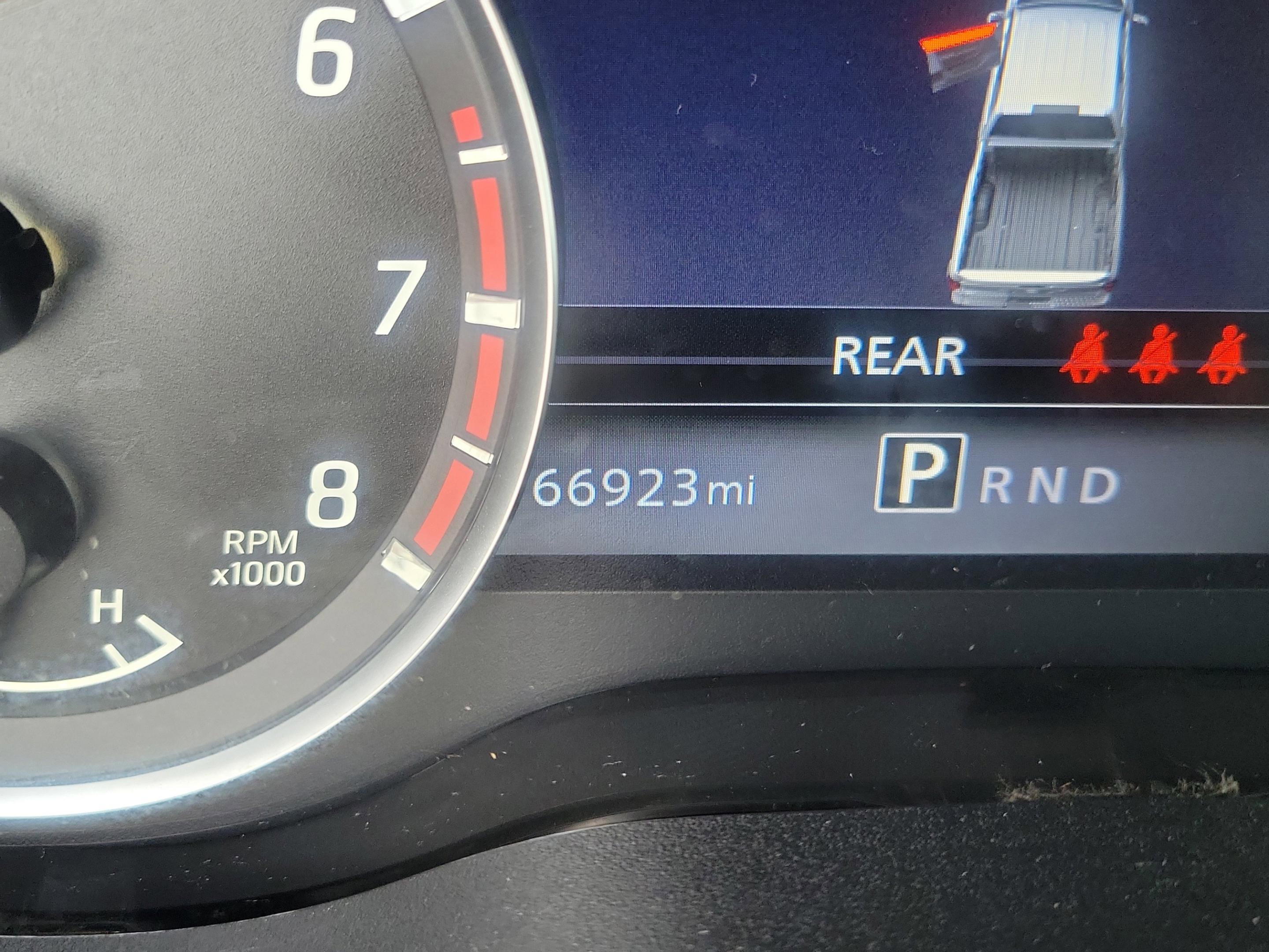 Certified 2023 Nissan Titan SV image 25