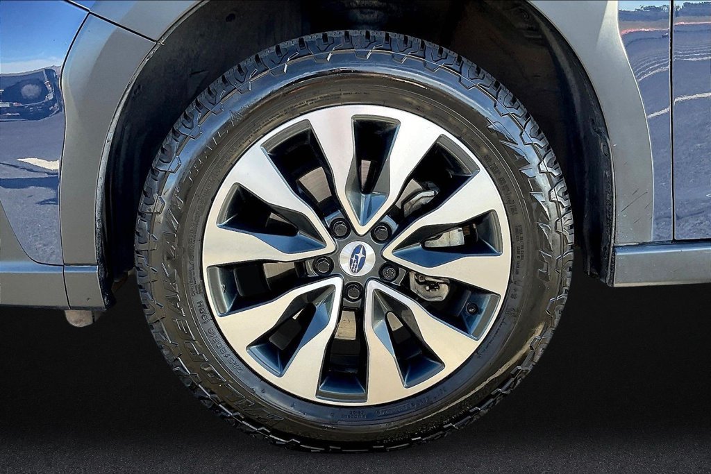 Used 2023 Subaru Outback Limited XT AWD/4WD image 33