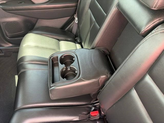 Used 2023 Nissan Murano SV w/ SV Midnight Edition Package FWD image 32