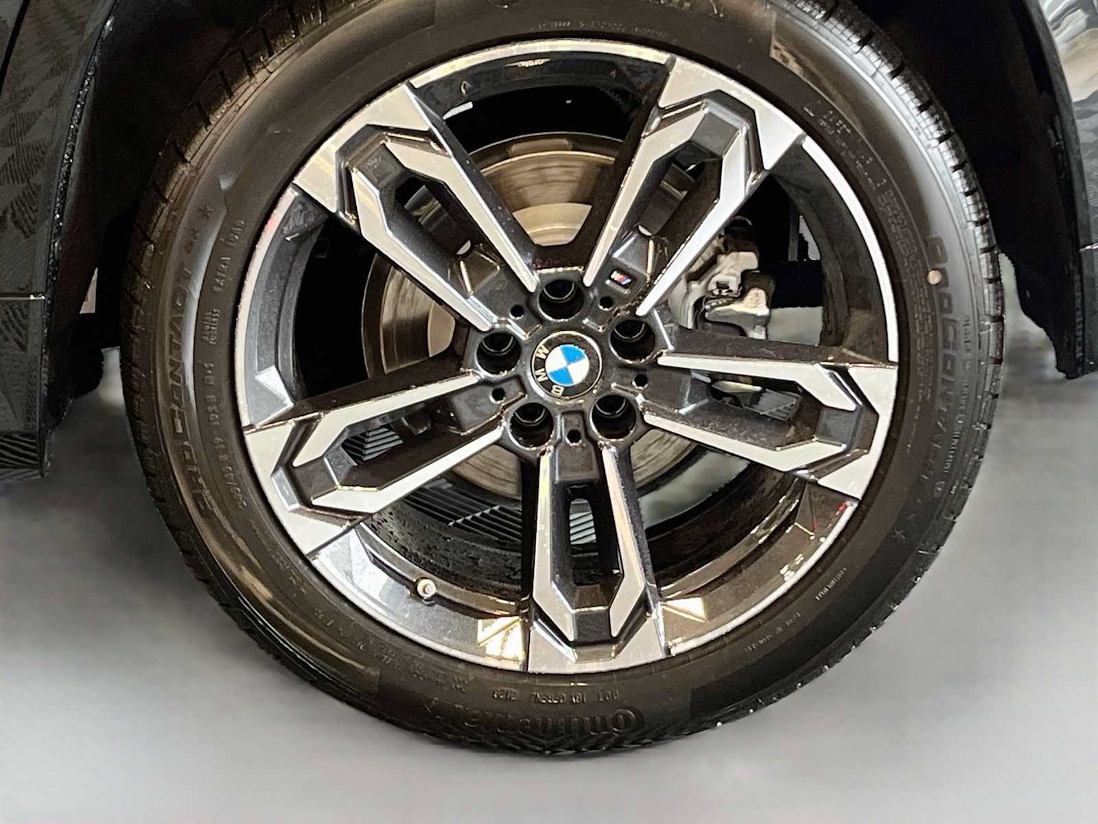 New 2027 BMW X1 xDrive28i AWD/4WD image 6